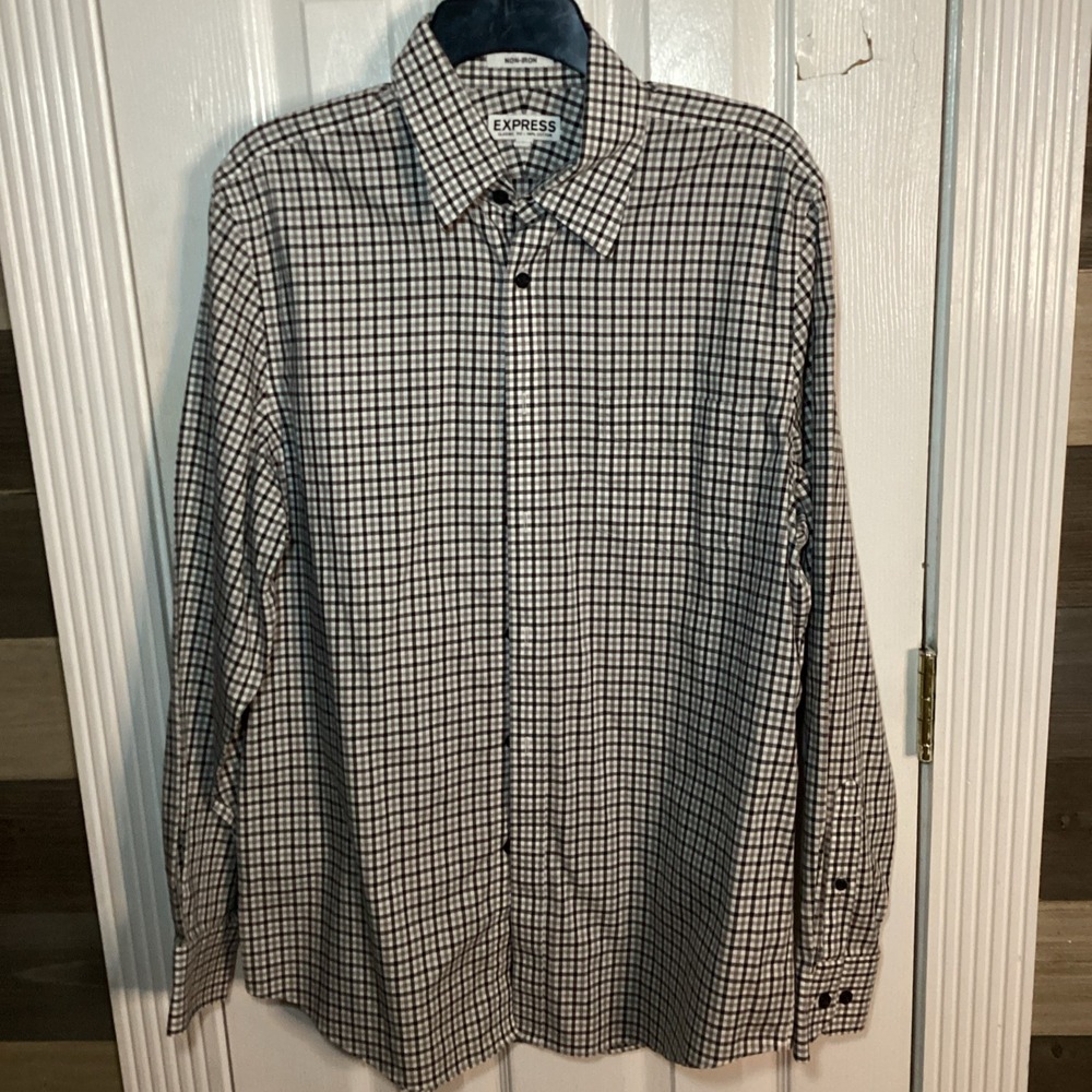 Express Mens Classic Fit Button Down Striped Long Sleeve Cotton Shirt‎ Med